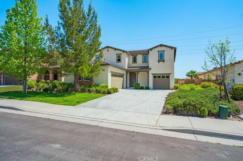 53187 Trailing Rose Dr, Lake Elsinore CA  92532-1660 exterior