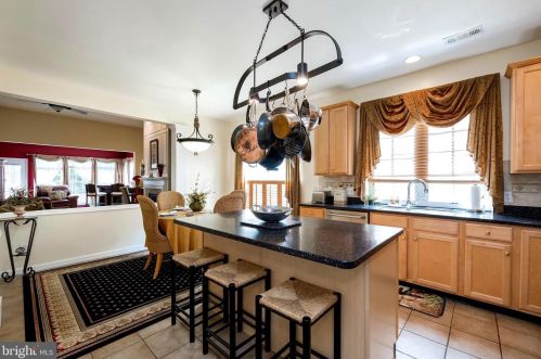 754 Twining Way, Collegeville PA  19426-4154 exterior