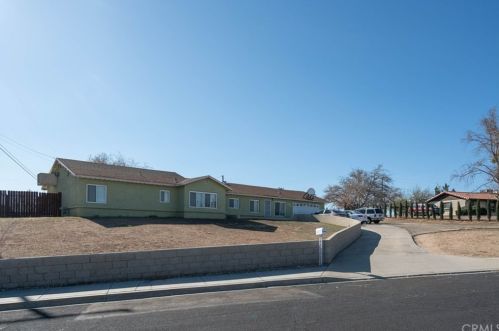16463 Villa Dr, Victorville, CA 92395-4163