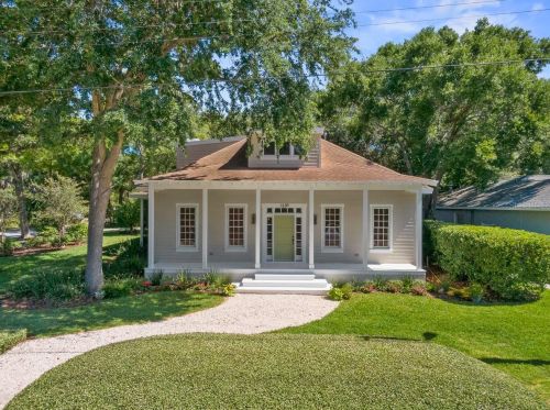 1105 Virginia Ave, Palm Harbor, FL 34683-4440