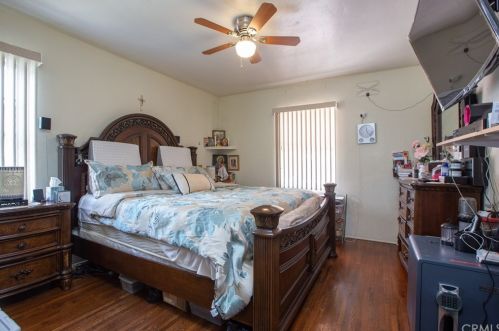 2125 Adriatic Ave, Long Beach CA 90810-3573 exterior