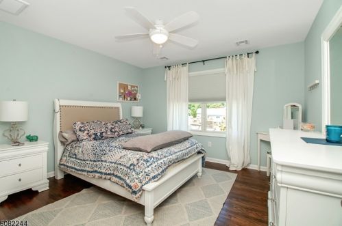 39 Jacobs Ln, Scotch Plains NJ  07076-4707 exterior