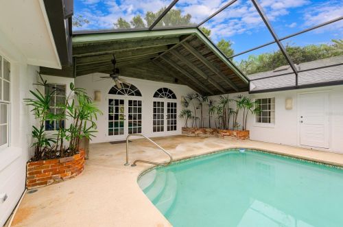 3 Riverside Cir, Ormond Beach FL  32176-6538 exterior