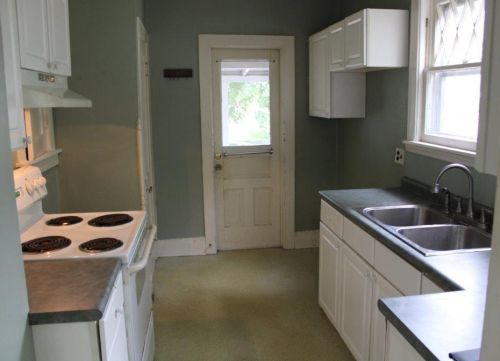 573 Main St, Wilmington OH  45177-2122 exterior