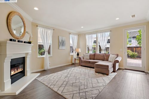 1820 Rioja St, Danville, CA 94506-2085
