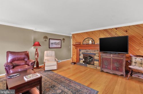 29 Holly Rd, Southampton PA 18966-3029 exterior