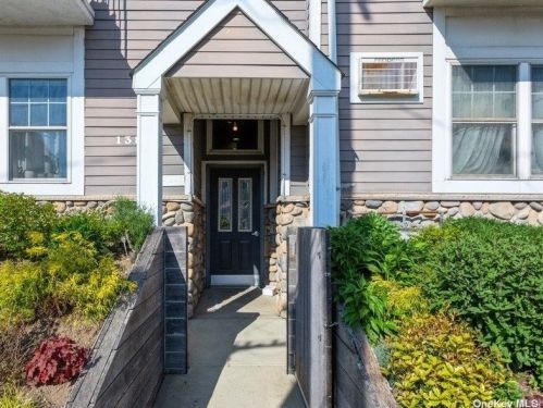 138 Beach 92nd St, Far Rockaway, NY 11693-1510
