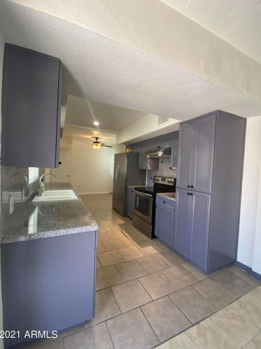 1442 Diamond St, Phoenix AZ  85006-2925 exterior