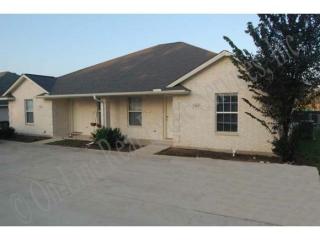 530 Freeman Ave, Bryan TX  77803-5025 exterior