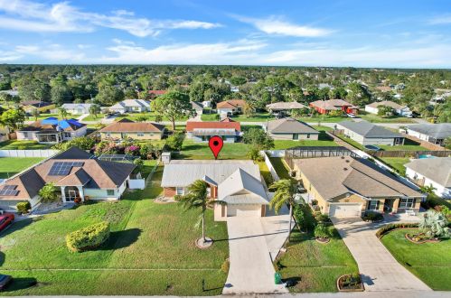 1025 Jennifer Ter, Fort Pierce, FL 34953-1838
