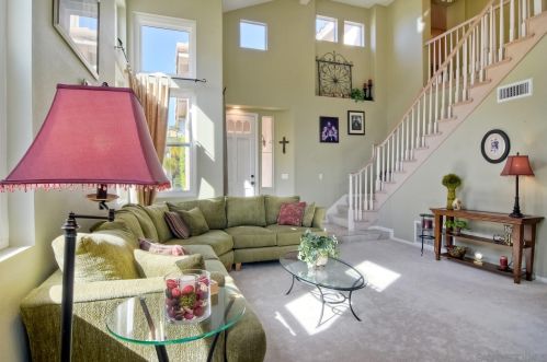 8963 Adobe Bluffs Dr, San Diego CA 92129-4400 exterior