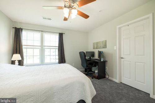 135 Sandpiper Ct, Gilbertsville PA  19525-8118 exterior