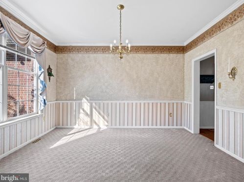 22 Nicole Ct, New Castle DE  19720-3760 exterior