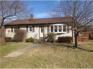 8 Norton Ter, Ansonia, CT 06401-2923