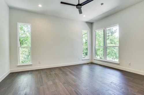 640 Colorado Blvd, Dallas TX  75203-1108 exterior