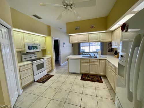 3746 6th Ave, Cape Coral FL  33904-5203 exterior