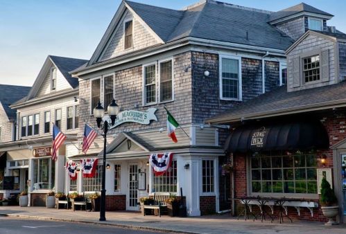 40 Main St, Falmouth MA  02540-3129 exterior