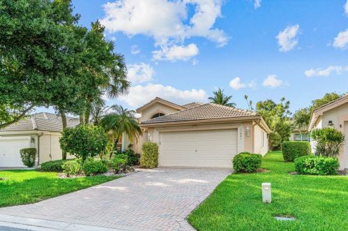 11441 Corazon Ct, Boynton Beach, FL 33437-4049