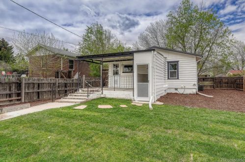 3130 Pearl St, Englewood CO  80113-2710 exterior