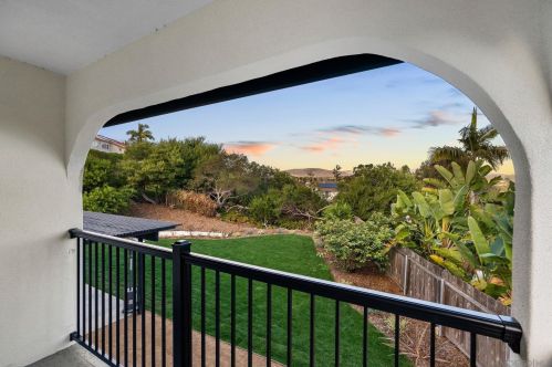 2216 Silver Peak Pl, Encinitas CA  92024-3145 exterior