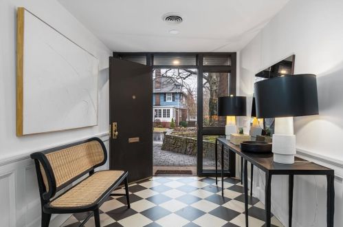 154 Arlington Ave, Providence RI  02906-2330 exterior