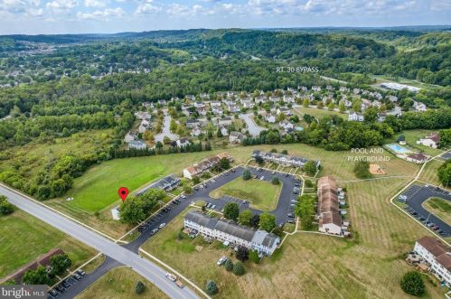 492 Devon Ct, Downingtown PA  19335-4221 exterior