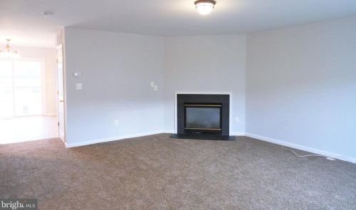 204 Cavalry Ct, Strasburg, VA 22657-2186