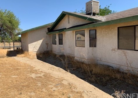 17224 Newmont Ave, Lancaster, CA 93535-7429