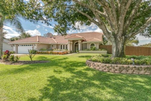4562 Helena Dr, Titusville FL  32780-2837 exterior