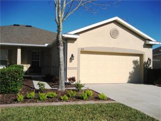 2121 Barracuda Ct, Tarpon Springs, FL 34691-9802