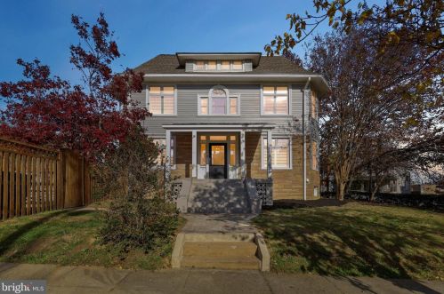 1401 Delafield Pl, Washington, DC 20011-4346