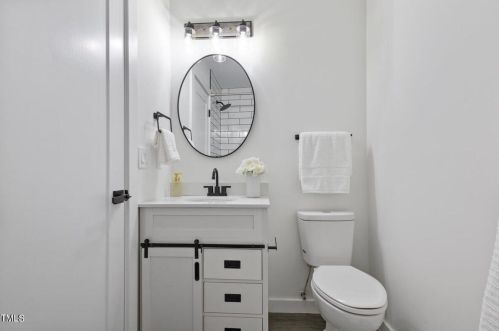 1412 Ashe St, Burlington NC  27217-2810 exterior