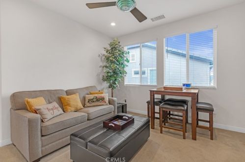 13 Via Niccolo Ct, Lake Elsinore CA  92532-0147 exterior