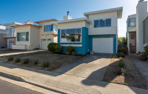 56 Lakemont Dr, Daly City, CA 94015-3040