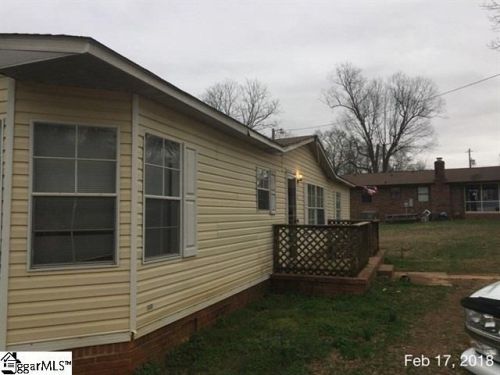 175 Pine Lake Cir, Greenville, SC 29605-5862