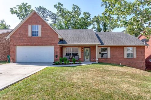 6754 Casa Bella Dr, Knoxville, TN 37918-6844