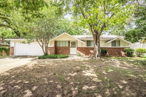 1205 Olen Ln, Bedford, TX 76022-7228