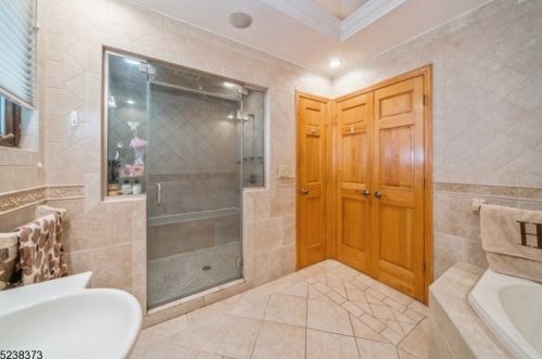 716 Avenue C, Bayonne NJ  07002-2542 exterior