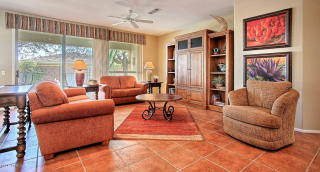 19919 London Bridge Dr, Sun City, AZ 85387-7292