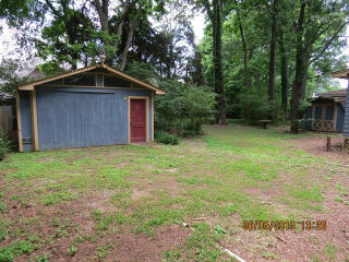 3920 Appling Rd, Memphis TN  38135-1916 exterior