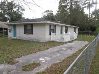 9088 10th Ave, Jacksonville, FL 32208-2016