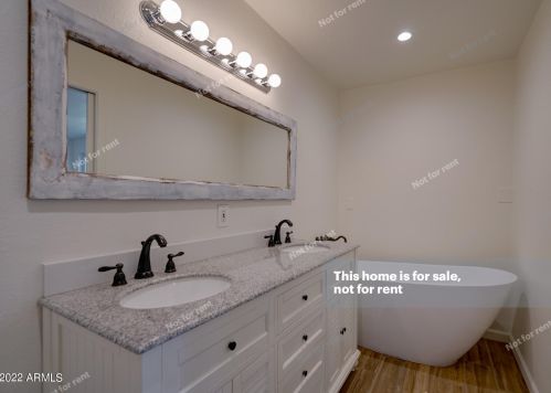 2157 Behrend Dr, Phoenix AZ  85027-4125 exterior