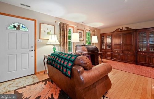 8315 Collins Ave, Camden NJ  08109-3568 exterior