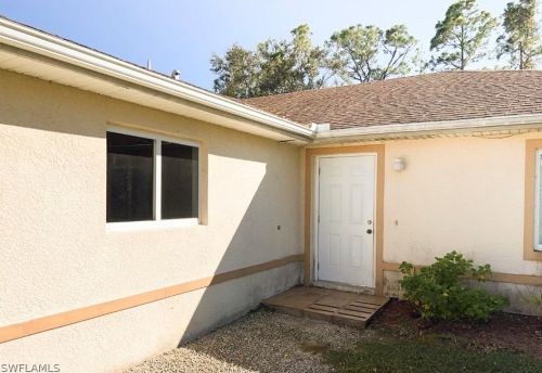 4427 29th St, Lehigh Acres, FL 33973-6156