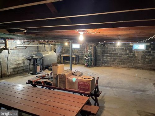 1412 Holland Rd, Southampton PA  18966-2707 exterior