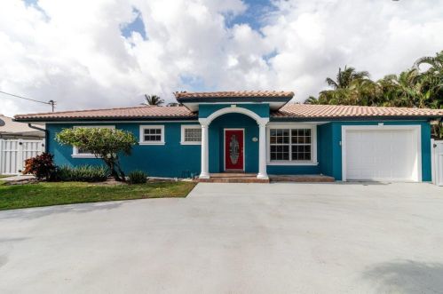 929 Brookdale Dr, Boynton Beach, FL 33435-6101