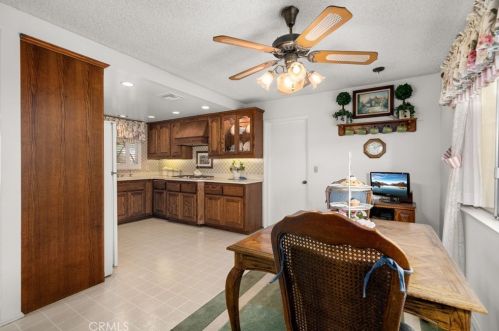 16457 Heathfield Dr, Whittier CA  90603-3203 exterior