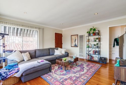 70 Roycroft Ave, Long Beach CA  90814-1822 exterior