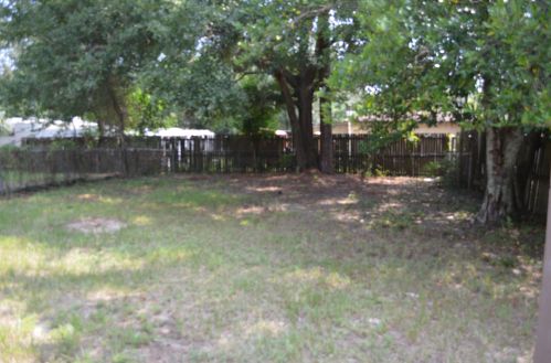 144 4th Ave, Shalimar FL  32579-1907 exterior