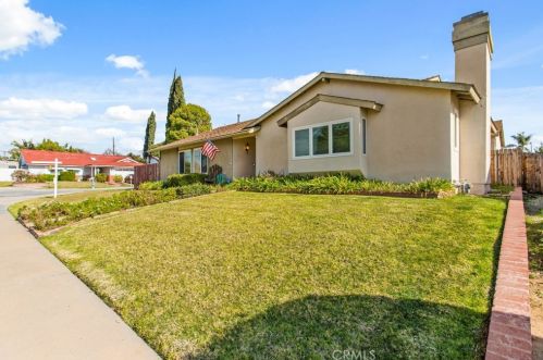 990 Puente St, Brea, CA 92821-2409